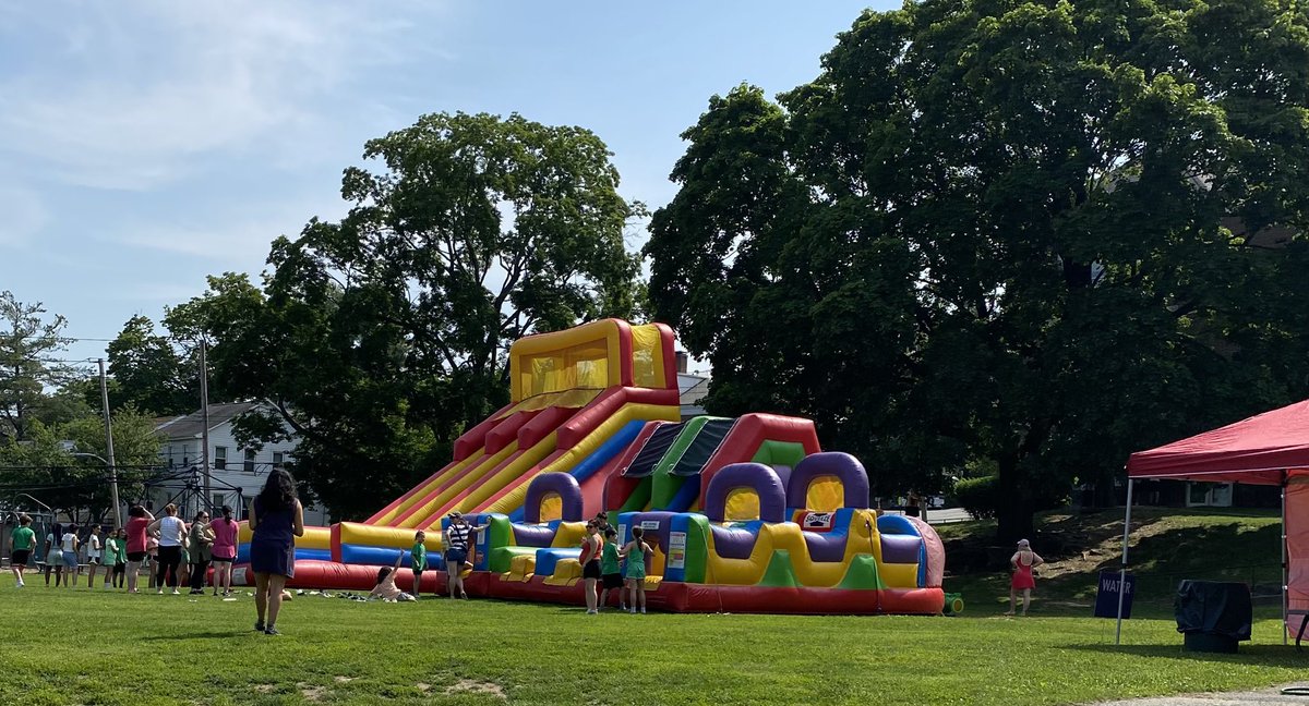 Field day fun at WI today!  Shout out to our PE staff for helping organize the days activities!  ⁦<a href="/ufsdtarrytowns/">Tarrytown Schools</a>⁩ ⁦<a href="/TarrySup/">Ray Sanchez</a>⁩ #HorsemenPride