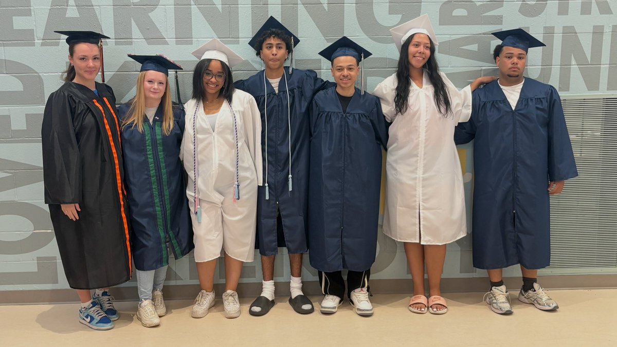 🎓 Congratulations to our Welch Elementary alumni who are graduating from high school this year! 
We’re so proud of you and excited for all that lies ahead! 🌟
#TheWelchWay, #WelchWildcats
