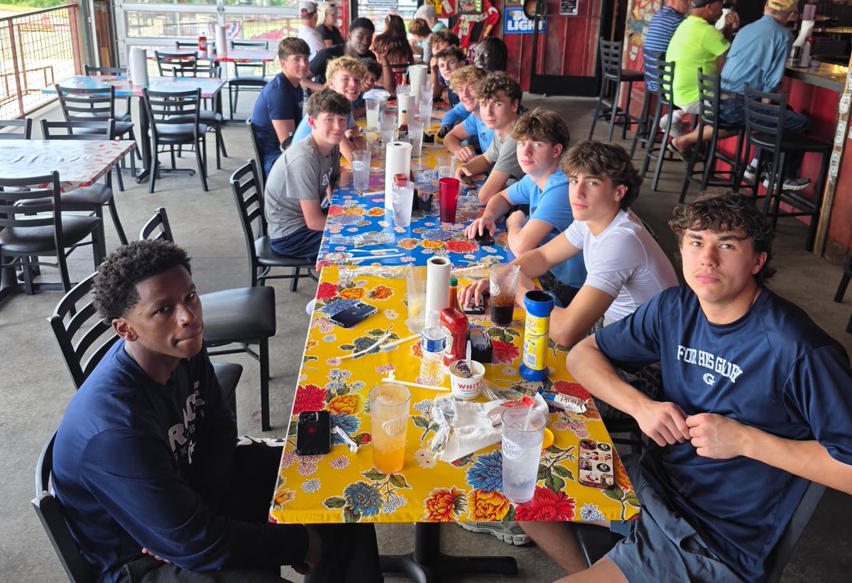 Wrapping up day 1 of <a href="/LeeUMBB/">LeeU Men's Basketball</a> camp! Got better today. 💪 🏀