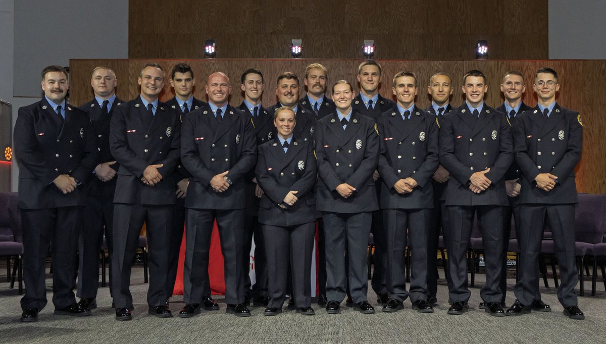 🚒🧑🏻‍🚒 16 firefighters from Fire Academy Class 524 have successfully completed their year-long probation and earned their black helmets — a key milestone in their career as firefighters with the City of Springfield. Full release at springfieldmo.gov/civicalerts.as….