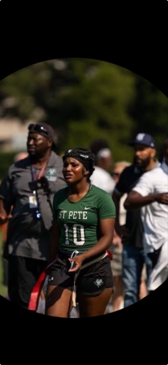 <a href="/BigfacesportsGs/">BigFaceSports, ( Girls Sports ⭐️) ( GS )🏈🏀⚽️</a> checkout Outside Linebacker <a href="/samyra_garrett/">samyra</a> 🎥. Not sure what qualifies a player for the UPNEXT FLAG FOOTBALL ALL AMERICAN Game but she is definitely a baller 💯
