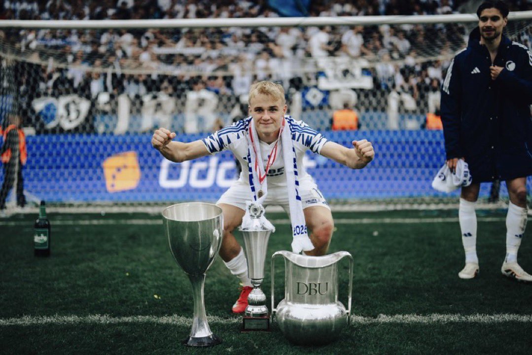 #Tottenham Hotspur have entered the race for Copenhagen top talent Victor Froholdt! 

[<a href="/Plettigoal/">Florian Plettenberg</a>] 🥇