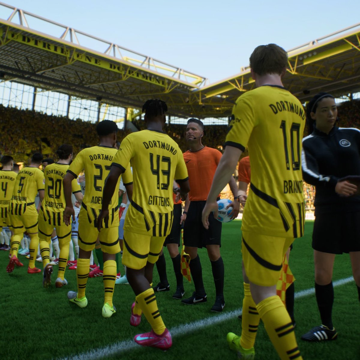 TLGFIFA's tweet photo. FC 25 | Villa Stun Dortmund at Signal Iduna Park | Dortmund - Aston Villa | 🤝 Friendly
Signal Iduna Park, Germany | 10 August 2024 | 17.00 | World Class
📺 Watch the full match: https://t.co/3Y8CBTY3nB
#FC25 #Dortmund #Friendly #BVBAVL #AstonVilla #EASPORTSFC #Matchday #PS5 https://t.co/lDB6bW2ifd