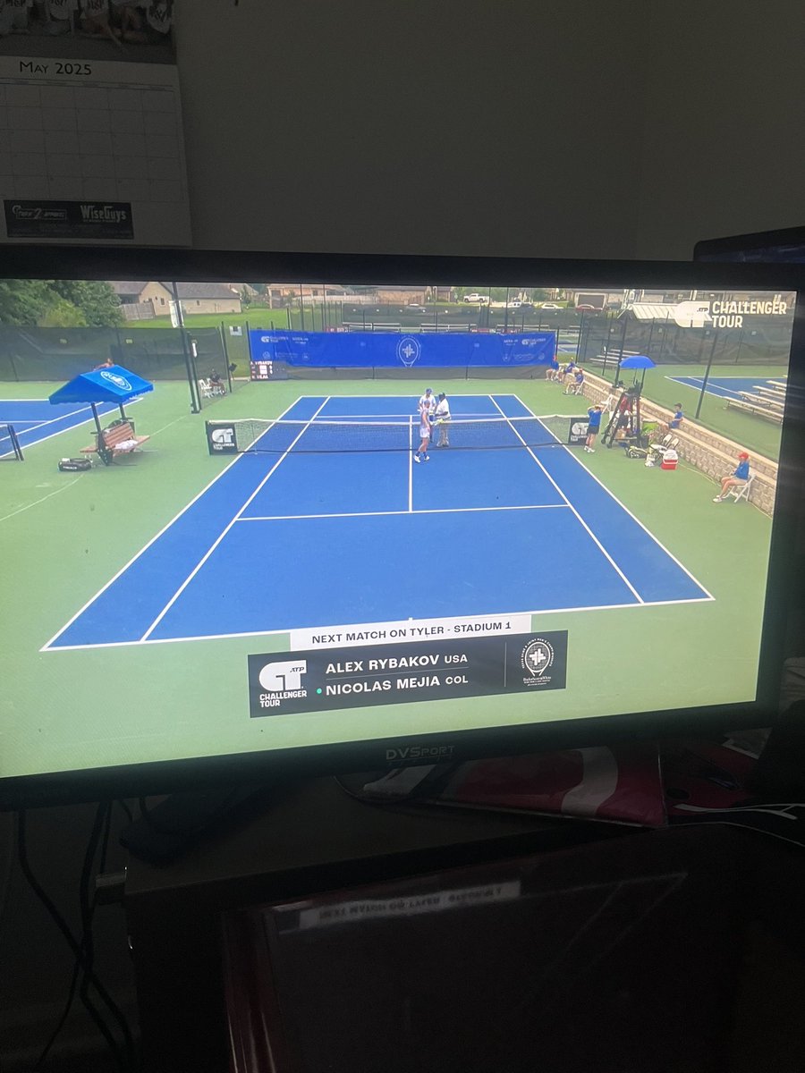 DIALED IN for a MASSIVE match in Texas for the boys <a href="/AlexRybakov27/">Alex Rybakov</a> &amp; <a href="/Micahklousia/">Micah Klousia</a> on the #ATPChallenger Tour 😤‼️ 🎾

🇺🇸