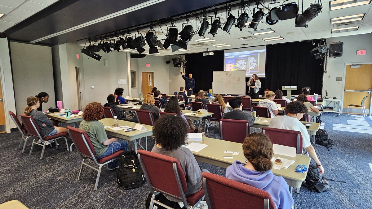 The <a href="/NKCSchools/">NKC Schools</a> Math Boot Camp = snacks 🍿, t-shirts 👕, equations ➕, and a whole lot of fun 🎉
These soon-to-be college students are crushing it! 💪📚  Thank you <a href="/MCCKansasCity/">MCC Kansas City</a>