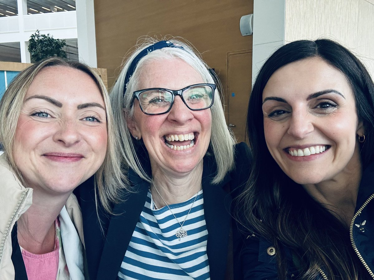 SayehMariner's tweet photo. 🌟 What an amazing @CoopAcademies EY Conference! A focus on PSED, nurturing &amp; loving approaches in the early years and an inspiring afternoon on SchemaPlay by the brilliant @brock_lynnette💡 So much to inspire our EY leaders across our academies!  #EYLeadership #dowhatmattersmost https://t.co/Vpz2ZqObbq