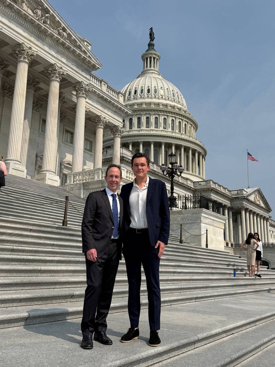 Injective is on Capitol Hill today with the <a href="/BlockchainAssn/">Blockchain Association</a> meeting with multiple members of Congress.

The team will show Injective's role in shaping the global blockchain industry through tokenization and other measures that help the US lead the way in blockchain innovation 🇺🇸