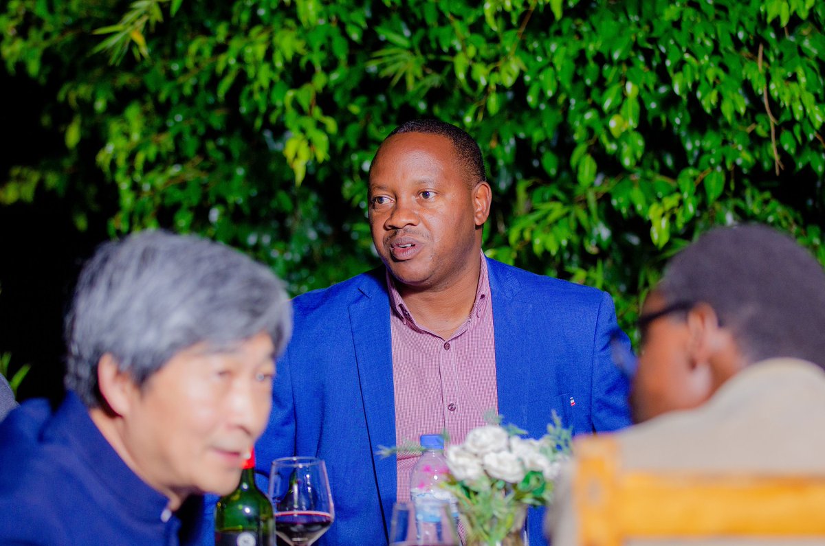 <a href="/UR_CAVM/">UR-CAVM</a> After visiting the University of Rwanda, Busogo campus the Chinese delegation was hosted at a banquet where they were introduced to Rwandan culture."
🌱🐄🤝🇨🇳🇷🇼"
A promising step toward stronger academic ties!