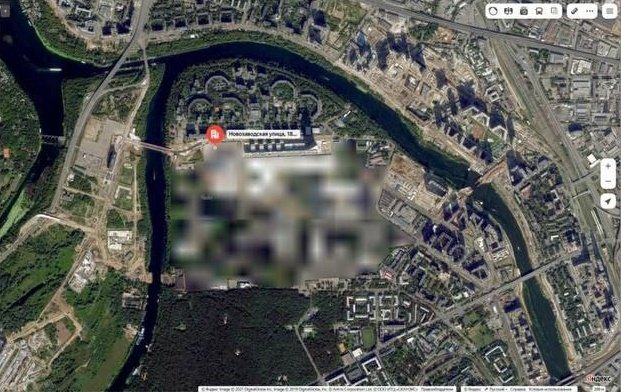 PeurAvion's tweet photo. La cartographie du moteur de recherche russe Yandex vient de passer en flou les zones sensibles / militaires de Russie.
D'après mes contacts, ils ont ainsi révélé des sites d'importance militaires qui n'avait pas été identifiés par les Ukrainiens jusque-là.
Bien joué ! https://t.co/GM6ZKJfqip