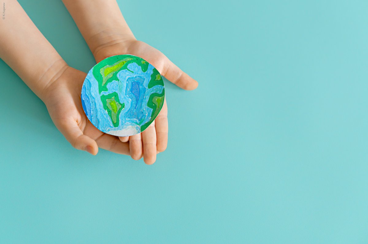 gulli's tweet photo. 🌍 Aujourd’hui, c’est la Journée de l’Environnement !
Gulli s’engage à sensibiliser les enfants à la protection de la planète. Ensemble, on peut faire la différence ! 💚
#JourneeDeLEnvironnement #PlaneteVerte #journeemondialedelenvironnement
#GulliSengage https://t.co/gnNCVOw954