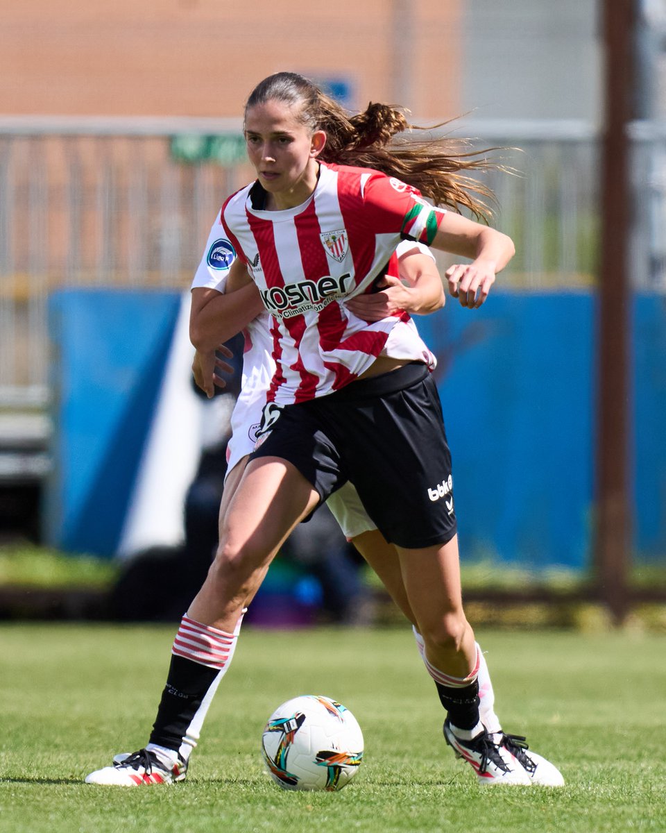 ⚓️ <a href="/irene_ogiza/">Irene</a> ©️

#AthleticClubFem 🦁