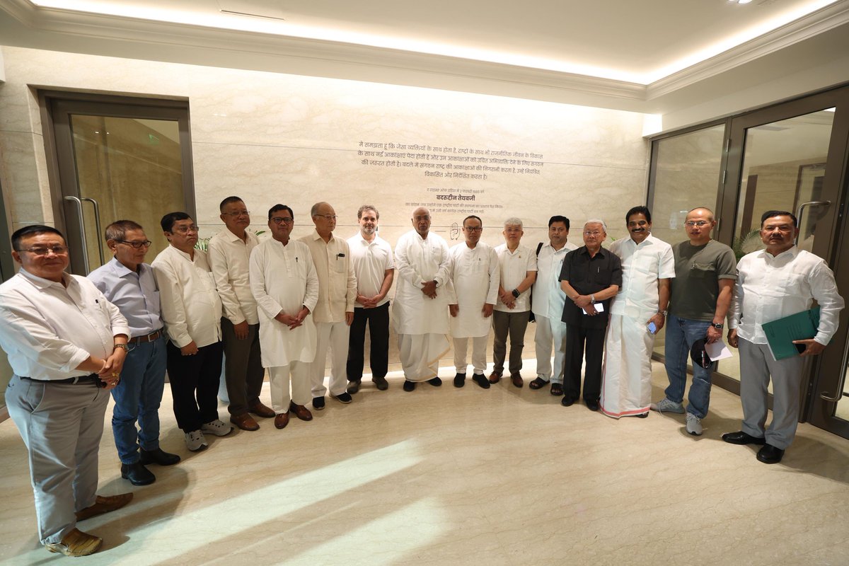 Meitei, Kuki, Naga, Muslim — all together with Congress leadership in one frame. That’s the true spirit of #Manipur. ❤️

This is what Rahul ji means by “नफ़रत के बाज़ार में मोहब्बत की दुकान” - unity, peace &amp; brotherhood.

Only Congress can ensure good governance and work for all.