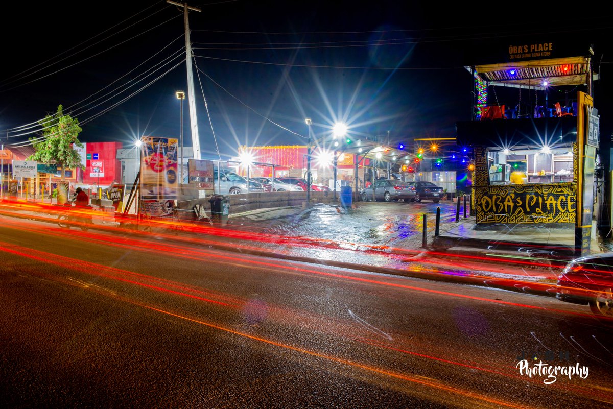 Worked late and need to unwind? Step in.
Too busy to drop off laundry during the day? Step in.
Need a late-night car wash? Step in.
Too tired to cook? Step in.

At Oba’s Place, it’s a dusk to dawn affair — comfort, convenience, and care round the clock.