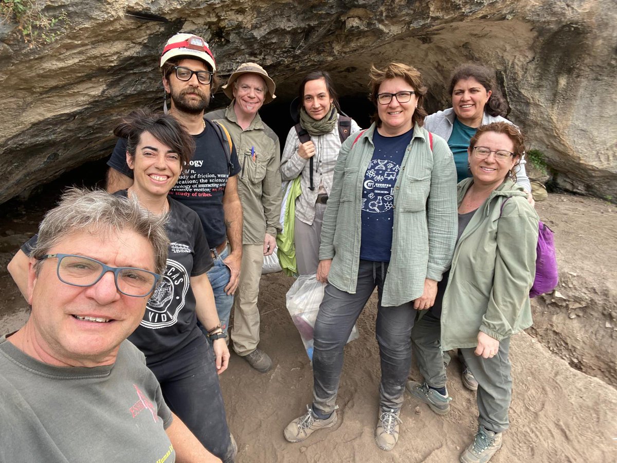 andion_arteaga's tweet photo. Amazing days of fieldwork at the Mozrov 2 Cave (Armenia 🇦🇲). 
A great team, stunning landscapes, bones &amp; obsidians!. Looking forward to sharing our findings soon! Մինչ հաջորդ տարի. @FundacionPalarq @FATAPUERCA   @traceoiphes @LenaAsryanArtsa @yesilova_gorkem @Isaeba @icaceresoro https://t.co/3YgRqk9VKJ