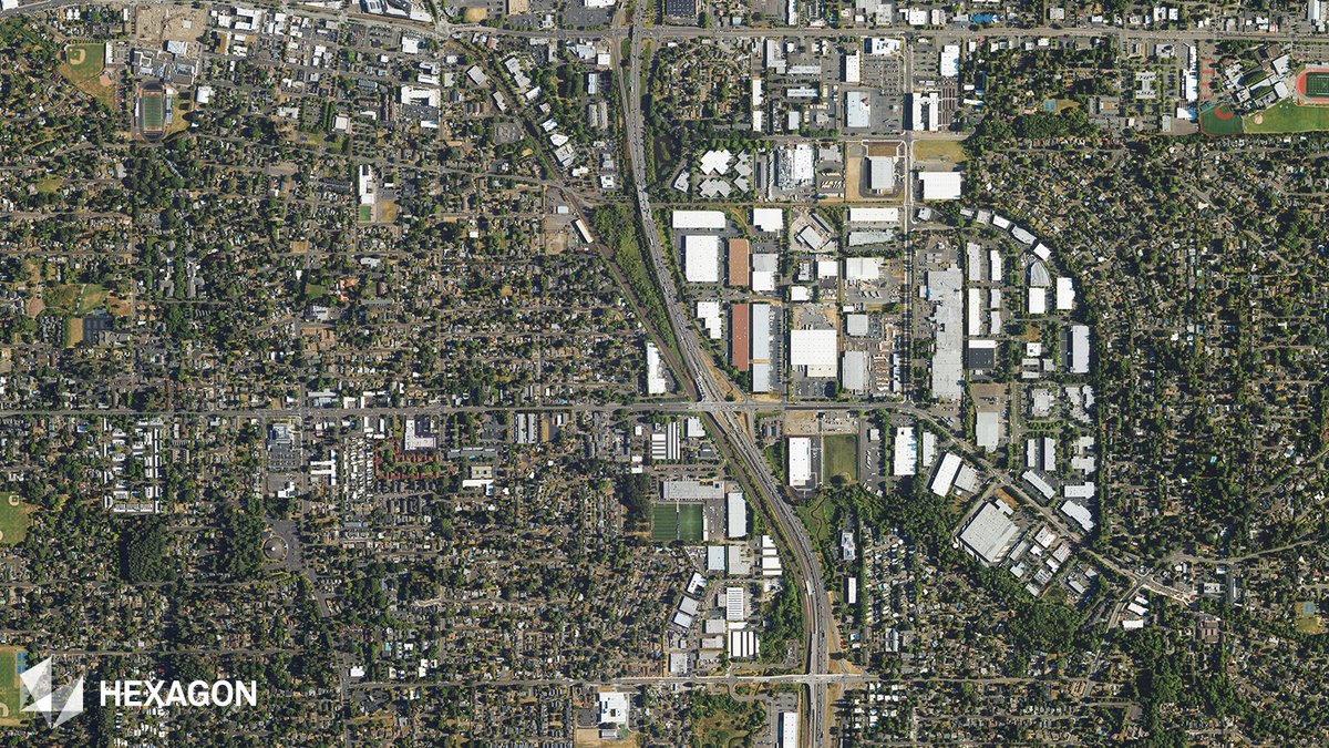 Following our earlier announcement this week, we’re excited to share that updated high-resolution aerial imagery for #Oregon is now live at 12-inch resolution.

Visit our Data Store to explore the latest refreshed imagery today: hxgn.biz/43san6H.
