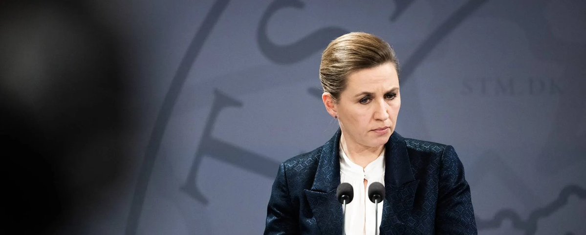 Hej twitterløjsovs🙋🏼‍♀️
Kan I huske dengang - efter minkskandalen - hvor Mette Frederiksen lovede at nedsætte et utroooooooligt vigtigt “Demokratiudvalg”, der skulle sikre, at sådan noget aldrig sker igen? 

Nåmen, det er endnu ikke blevet til noget 🤷🏼‍♀️