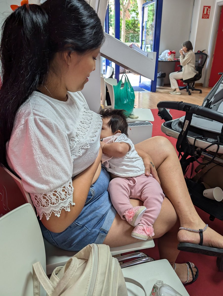 Hoy hemos tenido nuestro desayuno mensual en El Refugio Provida!

Ha sido un placer inmenso reunir a algunas de nuestras madres y ver qué la Vida vence siempre.
Todas felices con la buena decisión que tomaron, compartiendo anécdotas y consejos.
Un soplo de energía para seguir 
👇