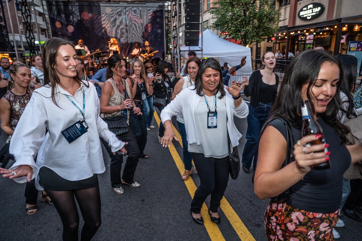 Pershing's tweet image. What a night on Fleet Street!⚡This year’s INSITE at Night block party was one for the books. 🎉
Ready to flip into the final day of @BNYglobal's #realinsite? One last keynote to finish out strong!