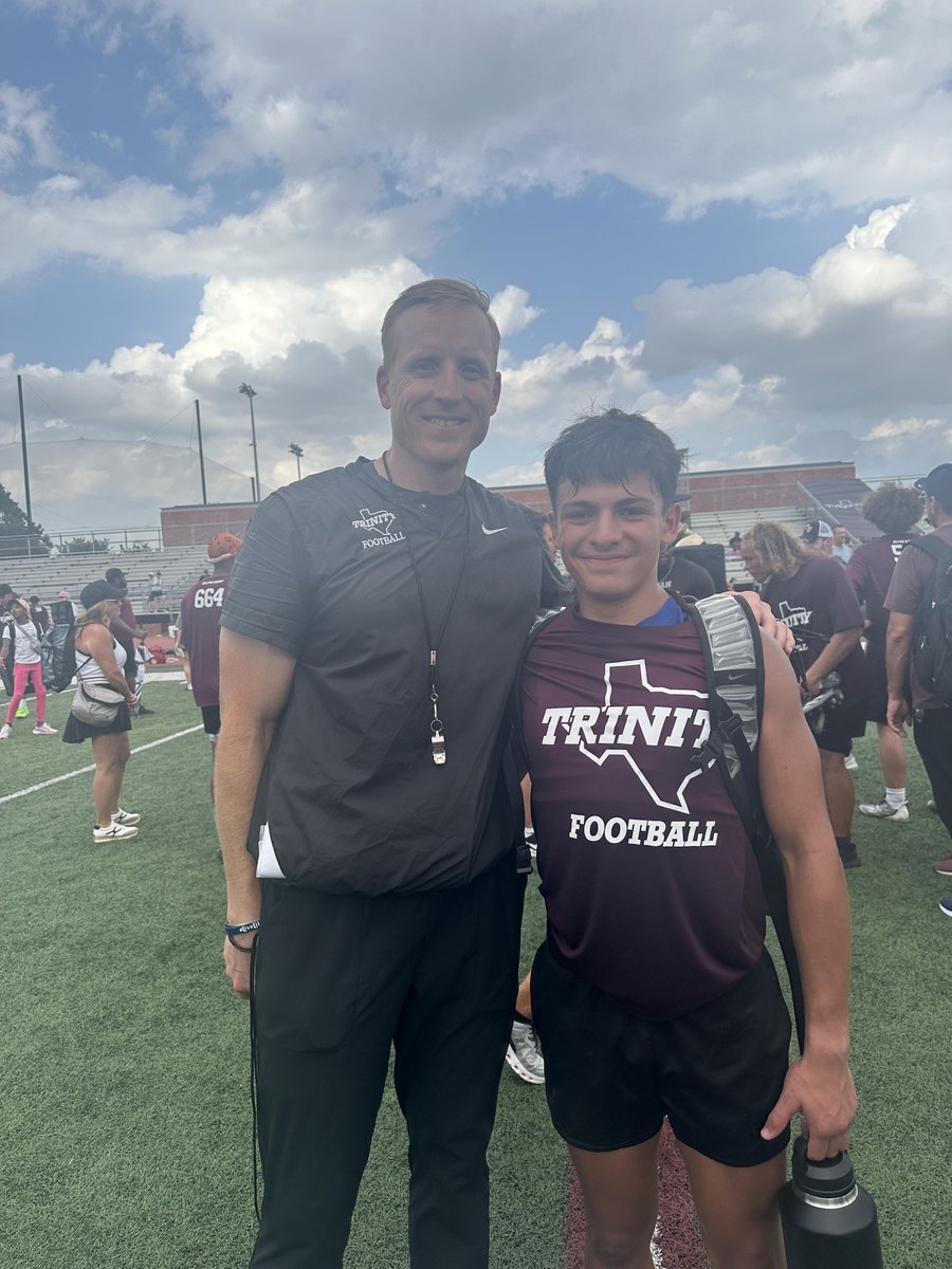 AlexDea99115357's tweet photo. Great opportunity to learn and compete at the @TUFootballTX Elite Prospect Camp. Thank you @JerhemeUrban83 and @CoachQ_Carter for the opportunity to get better. Year 4 loading…@BlazerFBprogram https://t.co/AvI0XCMnzU