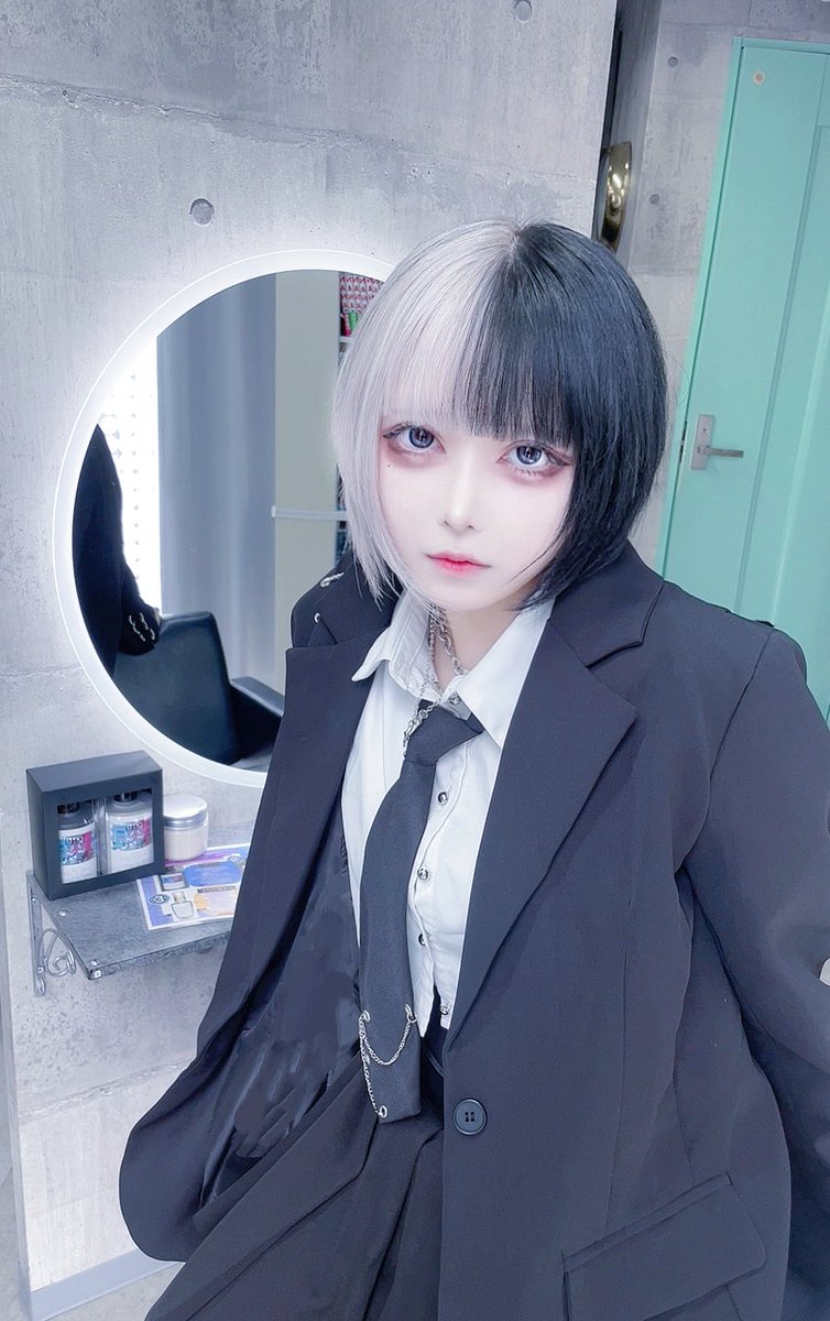 Ao_666_oA's tweet photo. ジッ 👁️ https://t.co/voUzF4C1Ql