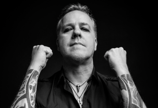Ex-FEAR FACTORY Singer BURTON C. BELL Announces 'Obsolete By Word Of Mouth' Spoken-Word Events blabbermouth.net/news/ex-fear-f…