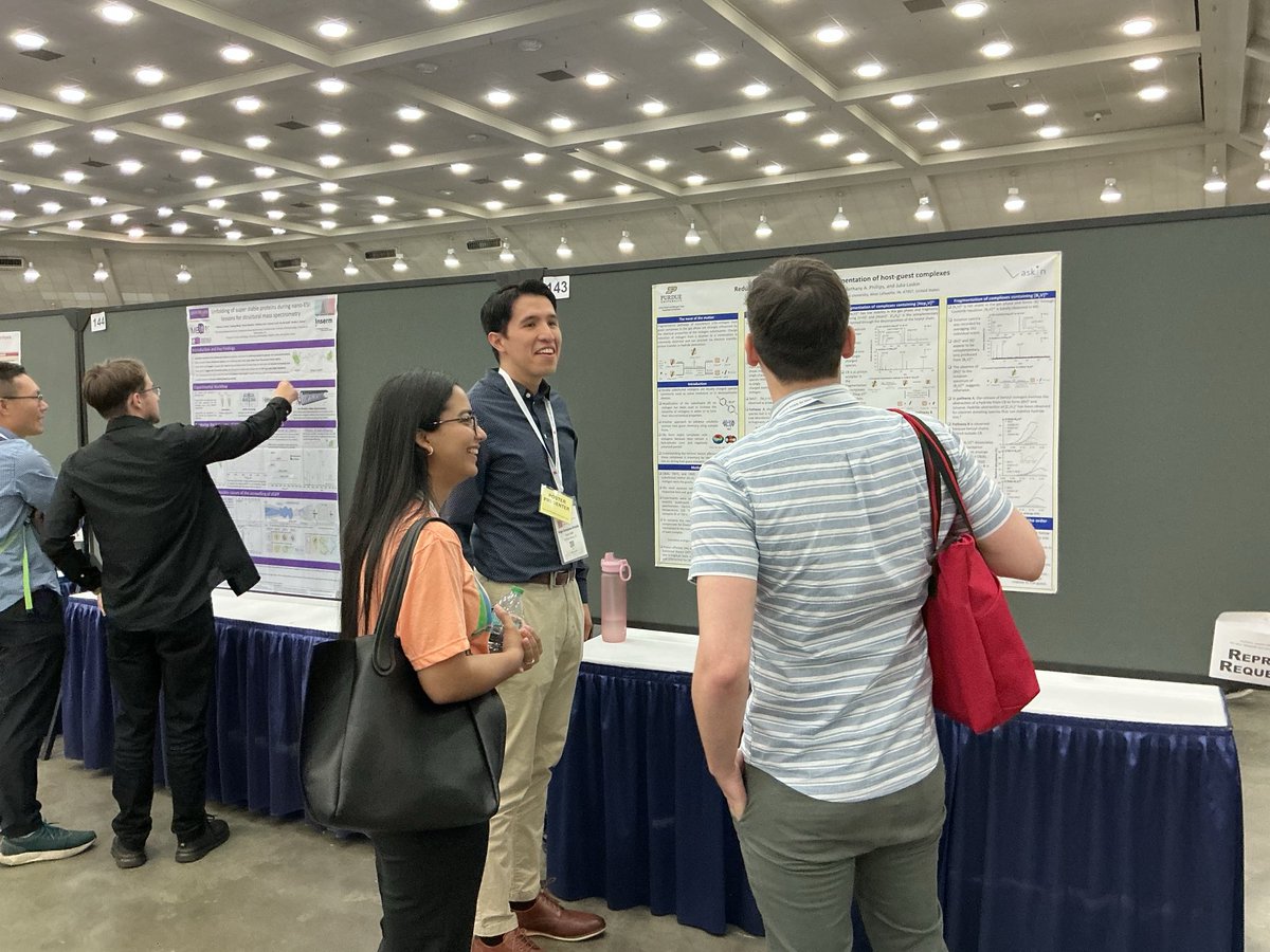 Julia Laskin Lab (@lablaskin) on Twitter photo What a turnout at the Fundamentals sessions. Come talk to <a href="/HugoSamayoa8/">Hugo Samayoa</a> (ThP 143) to learn about host-complexes with viologens. What a turnout at the Fundamentals sessions. Come talk to <a href="/HugoSamayoa8/">Hugo Samayoa</a> (ThP 143) to learn about host-complexes with viologens.