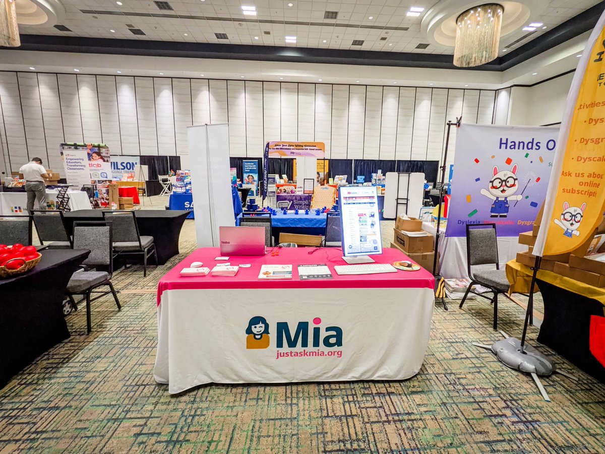 Thank you <a href="/azedschools/">Arizona Department of Education</a> for having Just Ask Mia at the Teachers Institute for Leading Change!

We’re inspired by AZ educators finding ways to support students and families—connecting them to vital resources through tools like Mia.