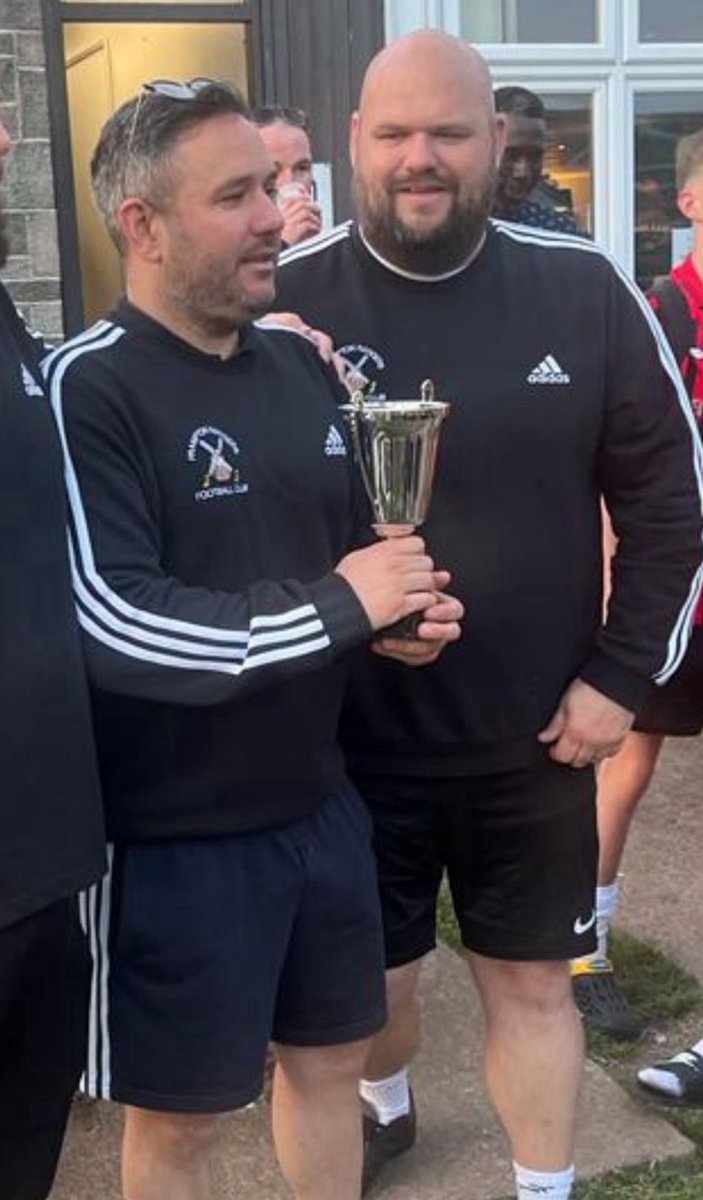 Hᴀʟʟᴇɴ AFC 🏆 (@hallenfc) on Twitter photo RESERVES NEW MANAGEMENT
We are pleased to welcome Matt Burnard & Lee Waller
Coaches with our u18s they will now take over Hallen AFC Reserves in the <a href="/_BPCL/">uhlsport Bristol Premier Combination</a> & will provide a great player pathway within the club
We thank the previous management of Andy Parry & Andre Kirby
💙🖤 RESERVES NEW MANAGEMENT
We are pleased to welcome Matt Burnard & Lee Waller
Coaches with our u18s they will now take over Hallen AFC Reserves in the <a href="/_BPCL/">uhlsport Bristol Premier Combination</a> & will provide a great player pathway within the club
We thank the previous management of Andy Parry & Andre Kirby
💙🖤