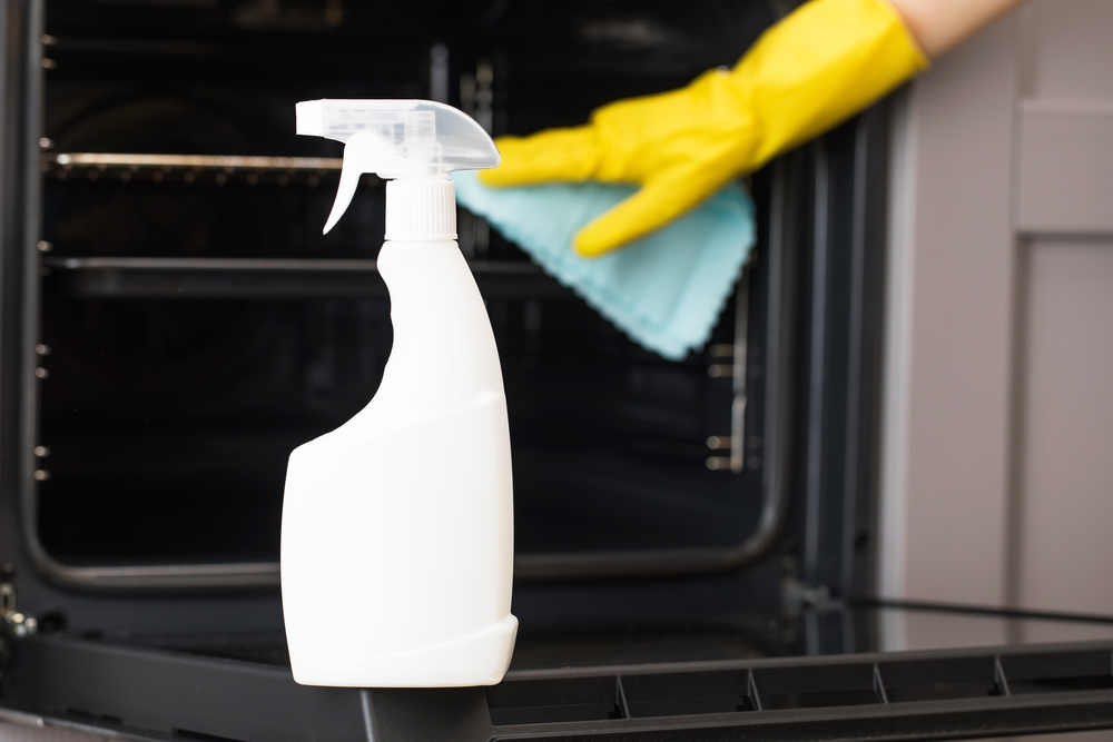 GleamingIns's tweet photo. We can provide cover for 'Treatment risks' and 'Damage to property worked on'. This cover is so important if you provide oven cleaning services to your clients.

Visit our website for further information and get your quote here>

https://t.co/97CpDMWJfu

#ovencleaning https://t.co/ctl7p5sqwT