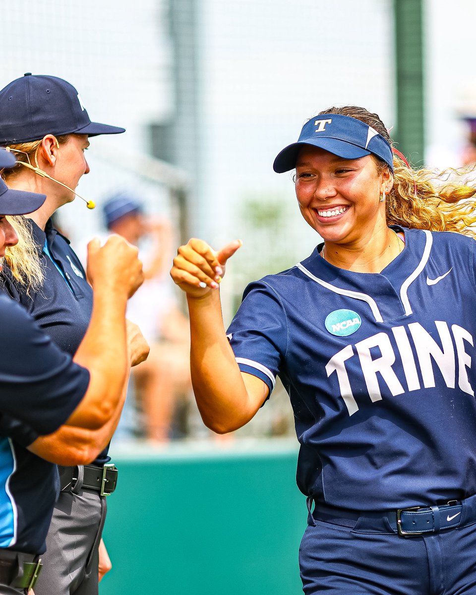 NCAADIII's tweet image. ALL SMILES ๐ because weโre playing softball today!
Game 2๏ธโฃ of the championship series between @vwu_marlins and @trineathletics starts at 12 PM ET.
#WhyD3 | #D3SB