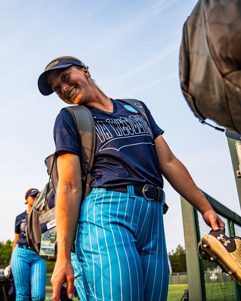 NCAADIII's tweet image. ALL SMILES ๐ because weโre playing softball today!
Game 2๏ธโฃ of the championship series between @vwu_marlins and @trineathletics starts at 12 PM ET.
#WhyD3 | #D3SB