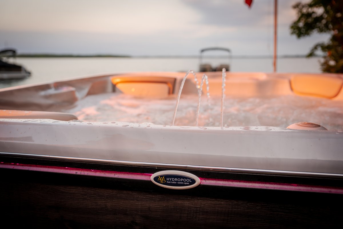 Escape to luxury at a cottage retreat with a private Hydropool hot tub! Immerse yourself in relaxation and unwind under the stars after a day of adventure. ​

Learn more about Hydropool hot tubs today: ​hubs.li/Q03mzvrC0

#wateriscalling #hydropool #hottub