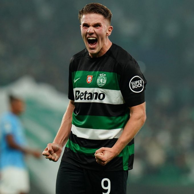 Lea_EFC's tweet photo. If Manchester United and Ruben Amorim have the pull to convince Viktor Gyökeres to join them this summer, the rest of us have no hope. 

That’s some pull without Champions League football tbf👌 https://t.co/t4nrw6vV8N