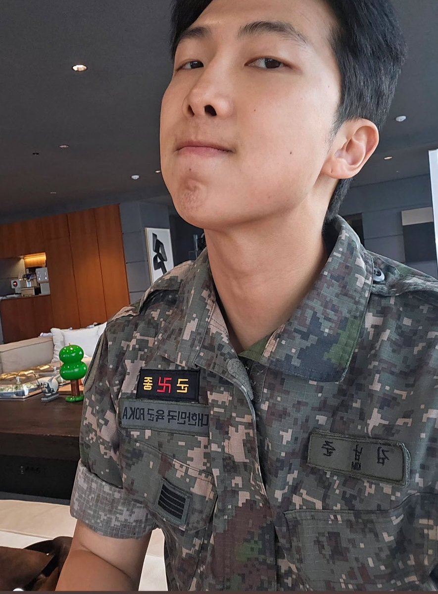 rmarchives's tweet photo. JOON🥰 https://t.co/YQE8Rm3py7
