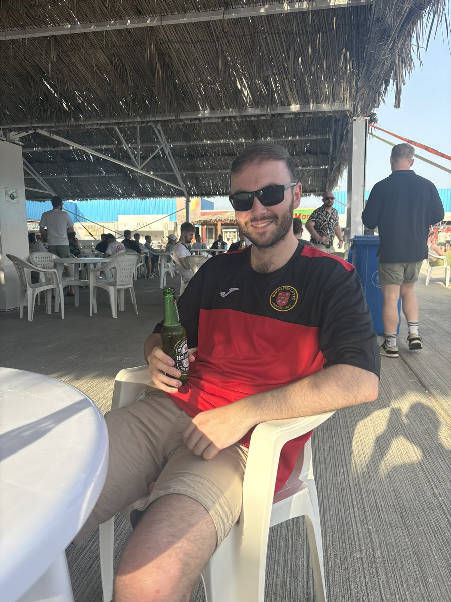 In Duqm, Oman 🇴🇲 with work. <a href="/wincityfc/">Winchester City FC</a> shirt on display. More countries to follow #youcitizens