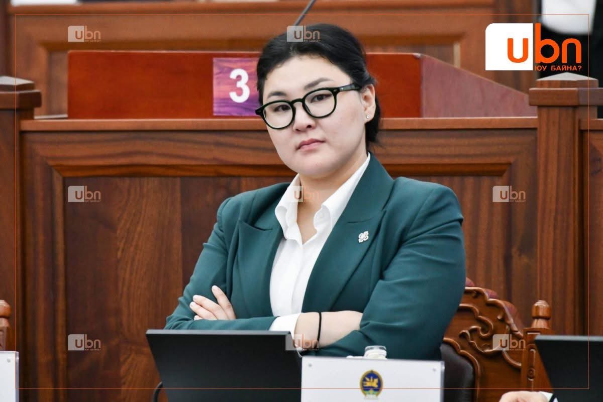 УИХ-ын гишүүн Э.Болормаагийн бүрэн эрхийг түдгэлзүүлж, шалгах хэрэгтэй гэв

ubn.mn/p/85431

УИХ-ын гишүүн Э.Болормааг УИХ-ын ээлжит сонгуулиар баруун бүсэд нэр дэвших үедээ "Ханбогд Эксплорайшн" гэх гадаадын хөрөнгө оруулалттай компаниас 30 сая төгрөгийн хандив хууль