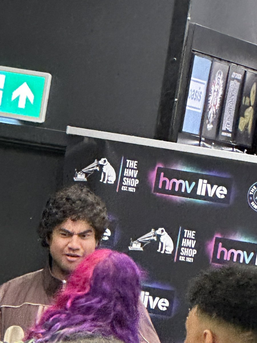 amina🐆 ໑̣ |-/ tweet media