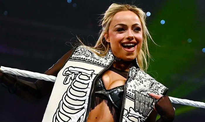 Asuka having to involve police over a stalker

Sonya's home being invaded with the intent to kidnap her

Rhea had a stalker turn up at her home

Liv's stalker turning up at the PC to find her

Roxanne being doxxed and threatened

LEAVE WOMEN IN WRESTLING ALONE.