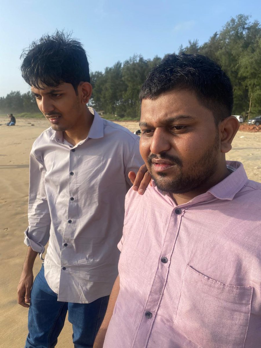 VKusanur's tweet photo. Me and my friend looking at our past mistakes https://t.co/kuq0DPJsf1