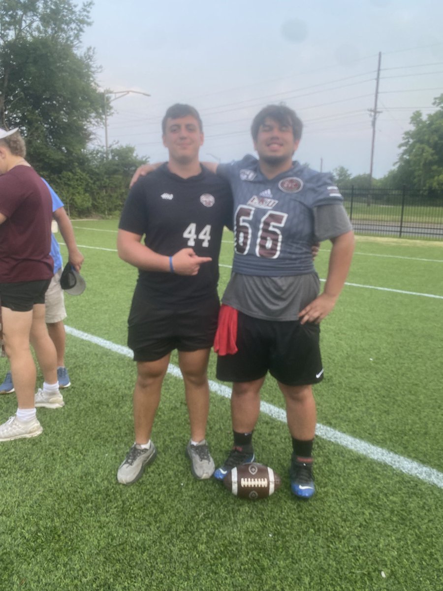 AlexGlinLS's tweet image. Had a great time at EKU Prospect Camp! Had a perfect chart on PAT snaps. Thank you to @CoachDerekDay, @Djansen44 and @LuginbillQuaid for the instruction and hospitality!
@centurions_fb