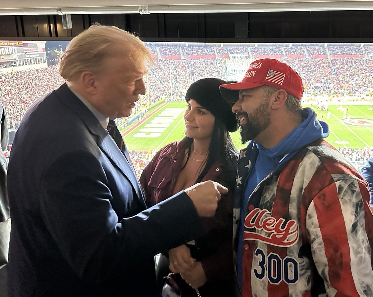 I have a confession.

Many have accused me of being "loyal to President Trump no matter what."

...and they're absolutely correct.

I'm not sorry. As a matter of fact, I'm proud to have stood by him since 2015 without wavering once.

I believe in Trump. Full stop.