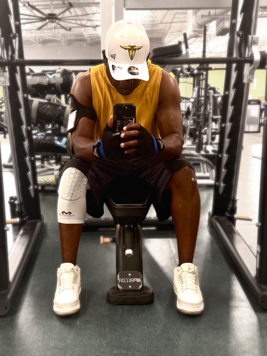 Coach Lee aka Face tweet media