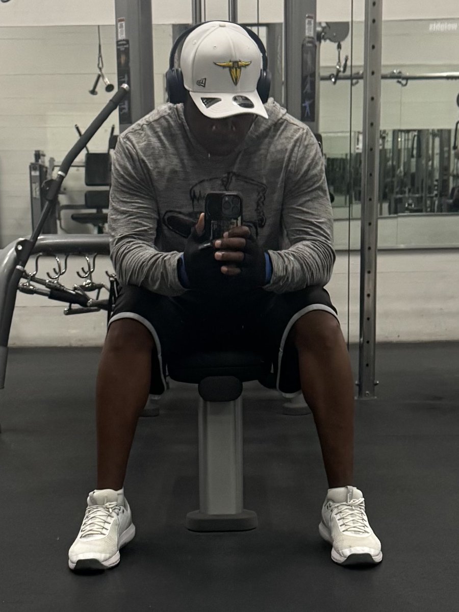 Coach Lee aka Face tweet media