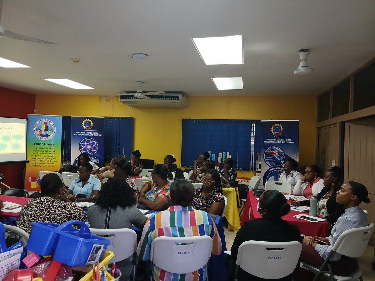 Happening now at Caenwood: The 4th NEST training session — a collab between ECC, MSETT, SRC, NCST &amp; NSTJ.

Today’s focus: Connecting Concepts – Building on Children’s Experiences.

We’re committed to quality Early Childhood Education across Jamaica. 🇯🇲✨ #12StandardsMatter