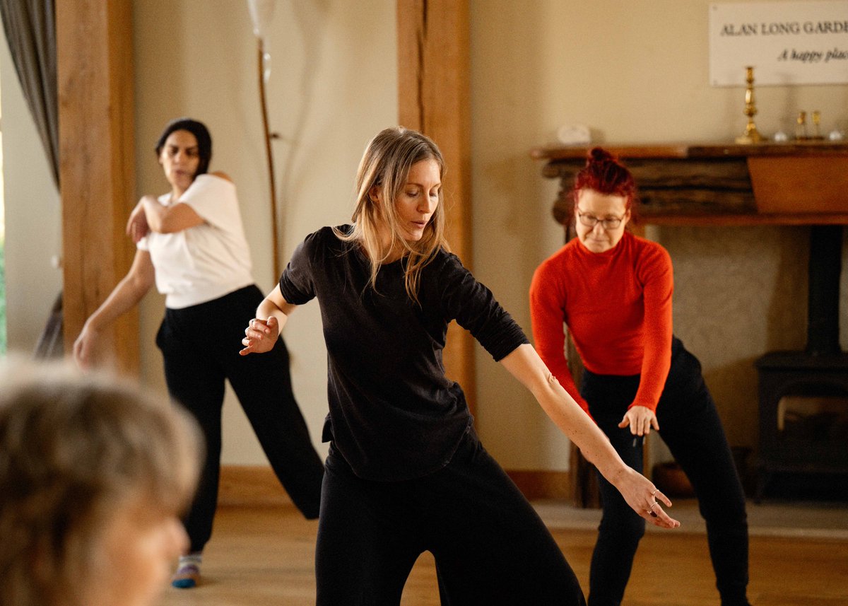 The Churchill Fellowship (@churchillfship) on Twitter photo We spoke to Fellow Emily Jenkins, whose passion for dance led to the creation of <a href="/MoveDanceFeel/">Move Dance Feel</a>, helping women living with and beyond cancer reconnect through dance – and learnt how her Fellowship has expanded her work 🌍
🔗 Read the full conversation: churchillfellowship.org/news-views/blo… We spoke to Fellow Emily Jenkins, whose passion for dance led to the creation of <a href="/MoveDanceFeel/">Move Dance Feel</a>, helping women living with and beyond cancer reconnect through dance – and learnt how her Fellowship has expanded her work 🌍
🔗 Read the full conversation: churchillfellowship.org/news-views/blo…