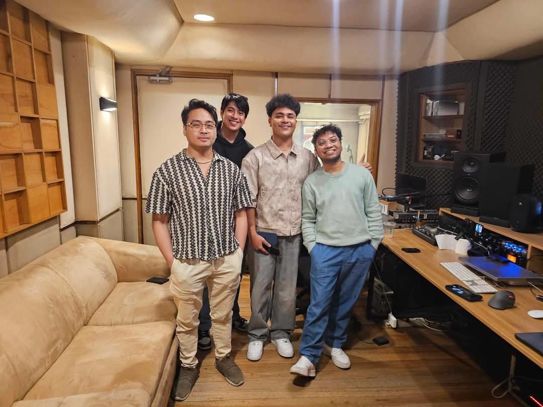madm_gram's tweet photo. with team 

NAUBOSNA PERO STREAM TULOY PA
#NaubosNaOnRepeat
#IanManibale
#IanDelightsFam https://t.co/SUCyT7kejT