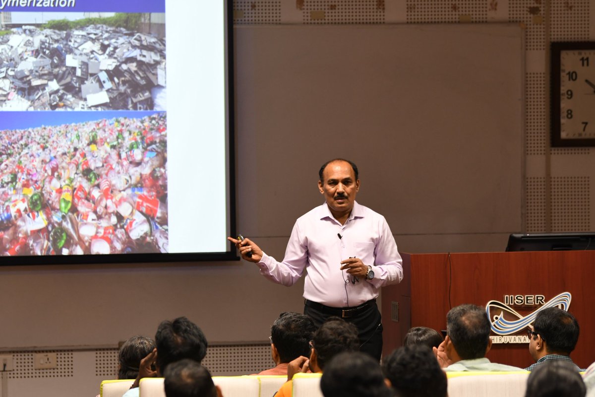 tvmiiser's tweet photo. Prof. J.N. Moorthy, Director, IISER-TVM addressed the students on World Environment Day-2025 in an event organized by Royal Society of Chemistry and emphasized on the need to create global awareness about the harmful effects of plastic waste on ecosystems, wildlife &amp; human health https://t.co/RqiRRy6l7w