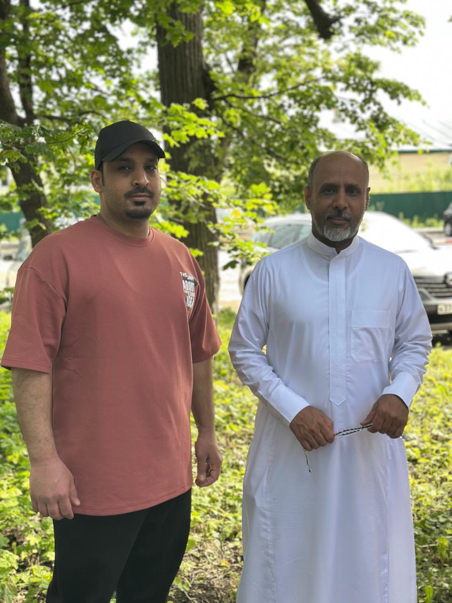 abufahad0208's tweet photo. ابن العم محسن ووليد مشحن في العاصمة الروسية #موسكو لاستكمال رحلة والدتهم العلاجية.
نسأل الله أن يمنّ عليها بالصحة والعافية، وأن يُفرحنا جميعًا بسلامتها.
 #يوم_عرفة
#الحدود_الشمالية https://t.co/yBNQjwyJey