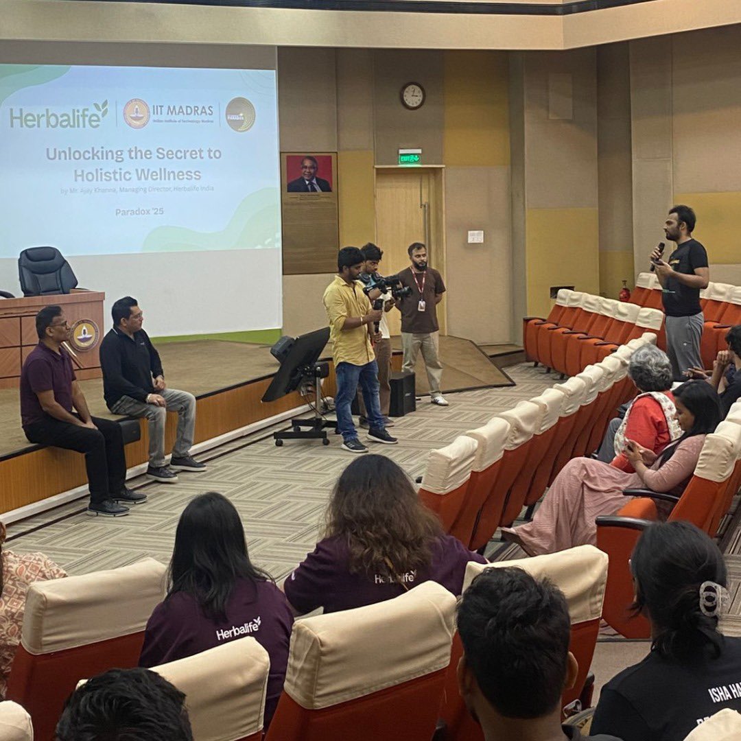 IIT Madras BS in Data Science (@iitm_bs) on Twitter photo Wellness Meets Wisdom at Paradox 2025
We were honored to host Mr. Ajay Khanna, Managing Director of Herbalife India, at Paradox 2025. He delivered an inspiring talk on the importance of holistic wellness for students Wellness Meets Wisdom at Paradox 2025
We were honored to host Mr. Ajay Khanna, Managing Director of Herbalife India, at Paradox 2025. He delivered an inspiring talk on the importance of holistic wellness for students