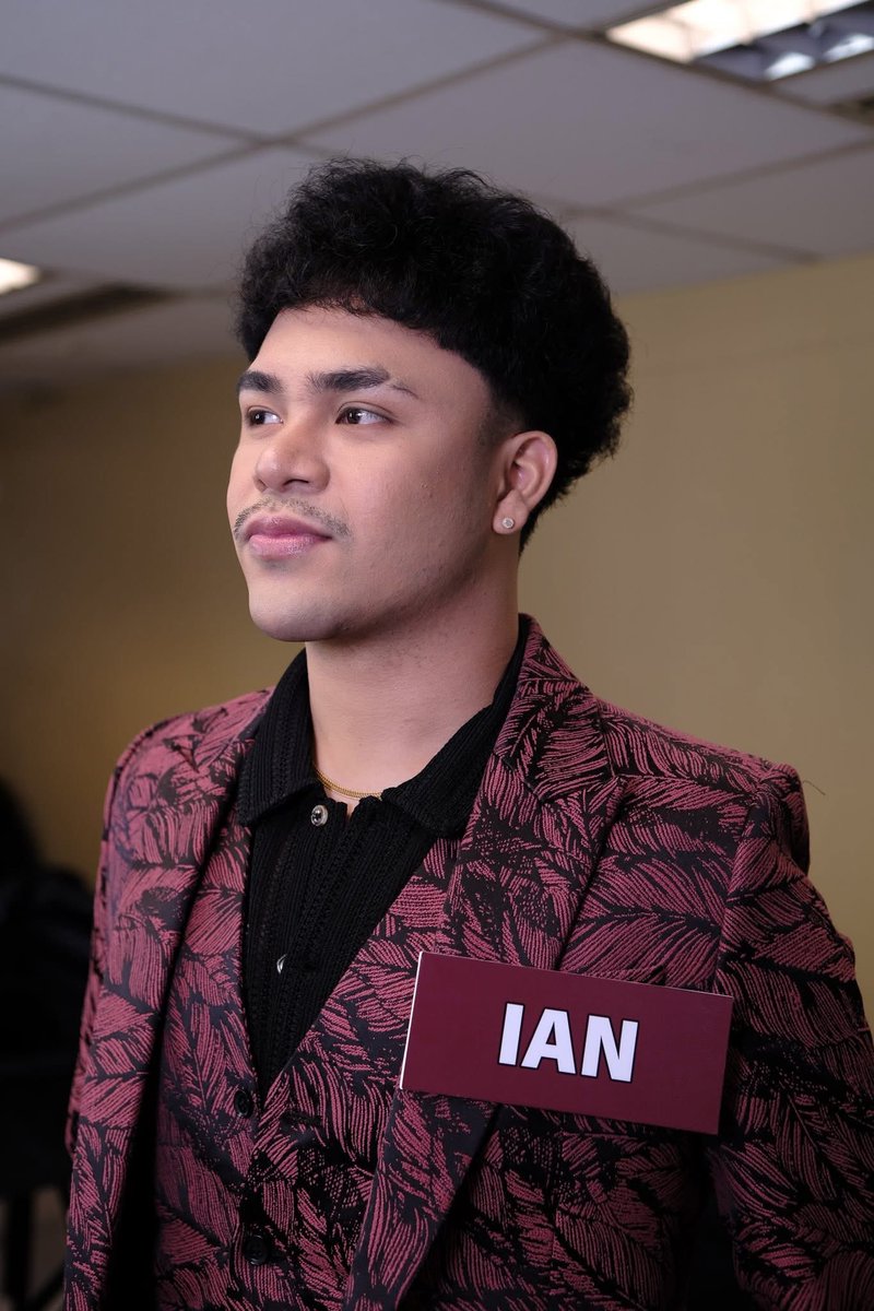 IanDelights's tweet photo. bat sobrang pogi naman

NAUBOSNA PERO STREAM TULOY PA
#NaubosNaOnRepeat
#IanManibale
#IanDelightsFam https://t.co/ETnS1RdYjb